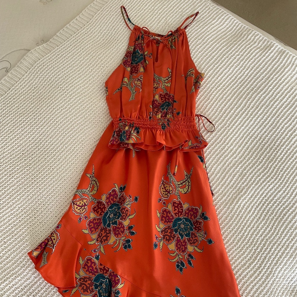 Caché, two-piece, orange floral silk skirt set. Size 6.